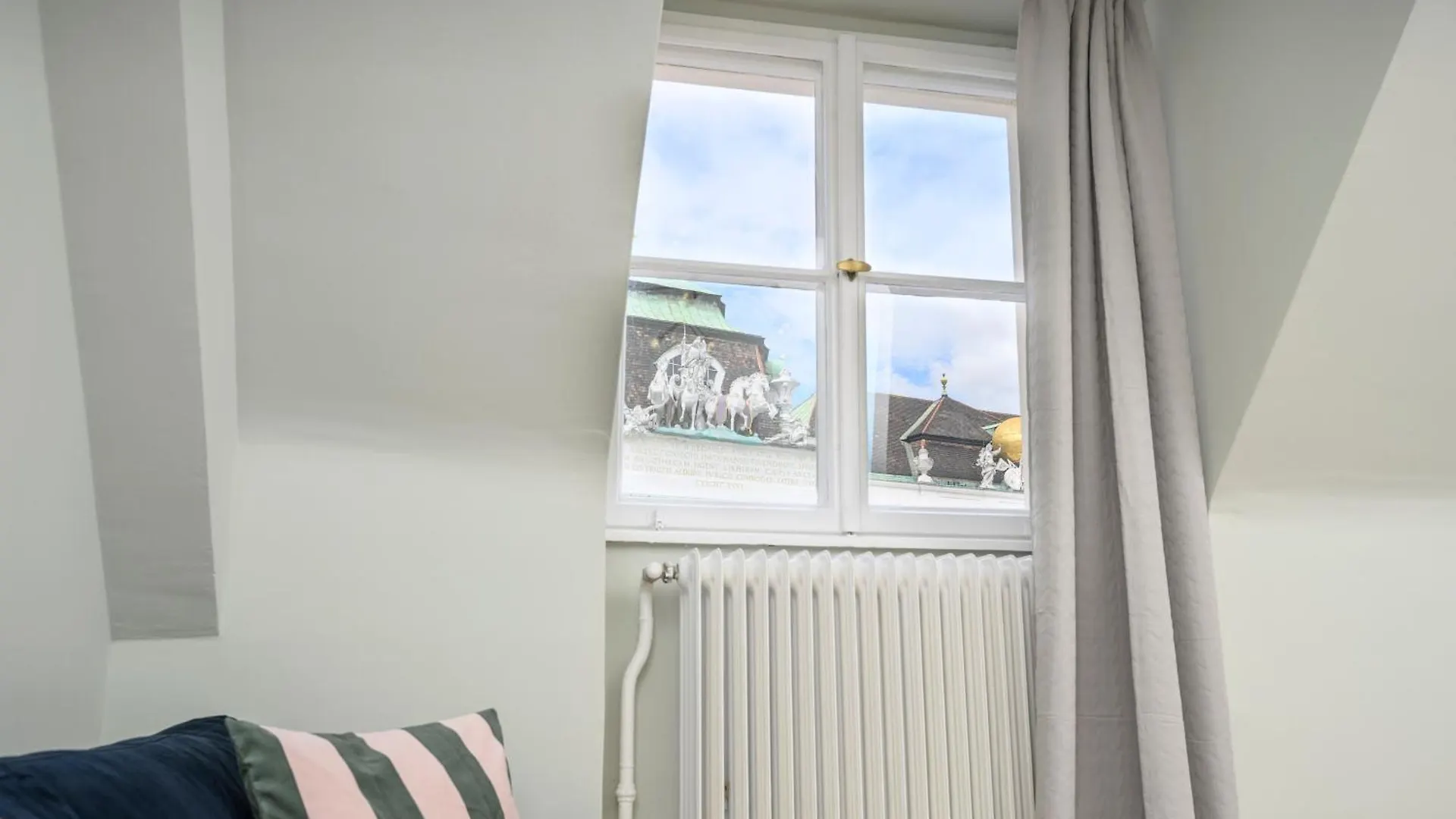 Palais Palffy Suits Vienna Appartamento