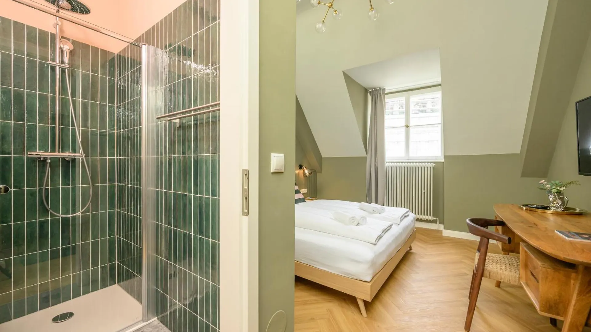 Palais Palffy Suits Vienna Apartment