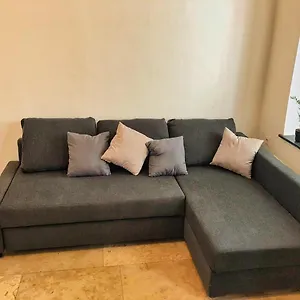 Charmante Nahe Wiener Stadthalle Apartment