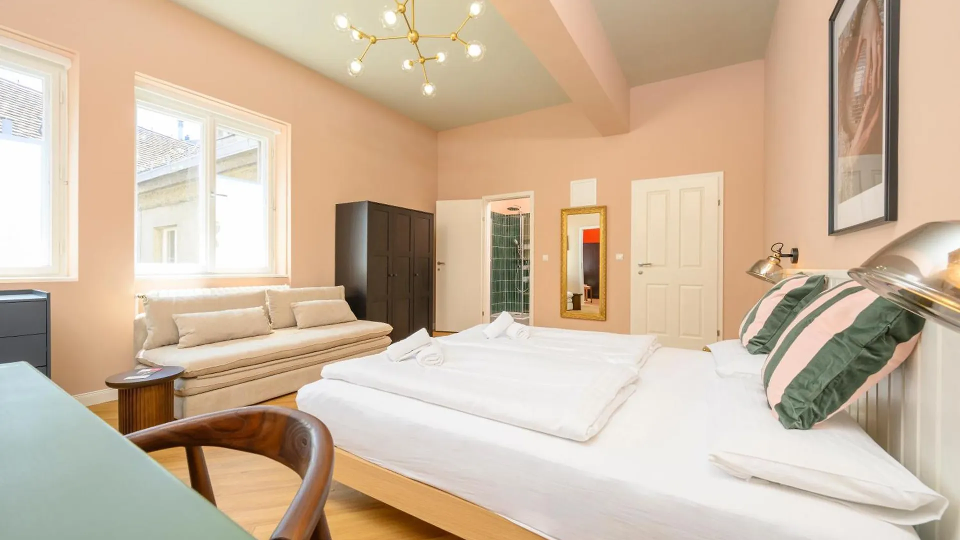 Апартаменты Palais Palffy Suits Вена