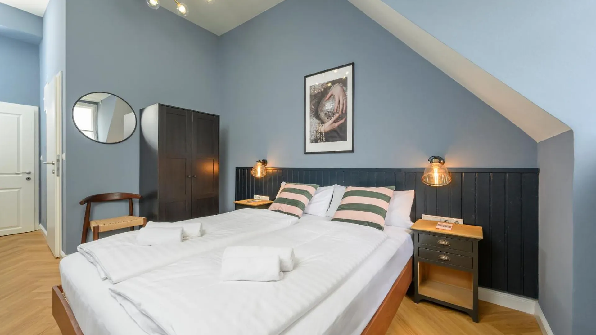 Apartment Palais Palffy Suits Vienna