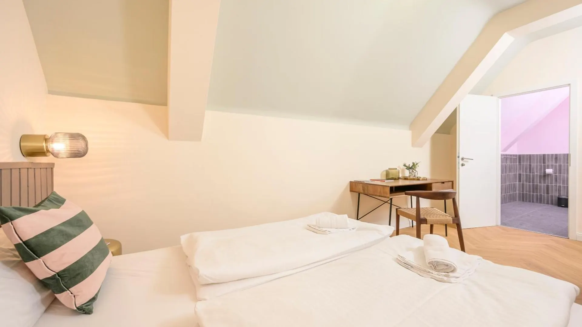 Apartamento URSULA Rosé Collection Viena Austria