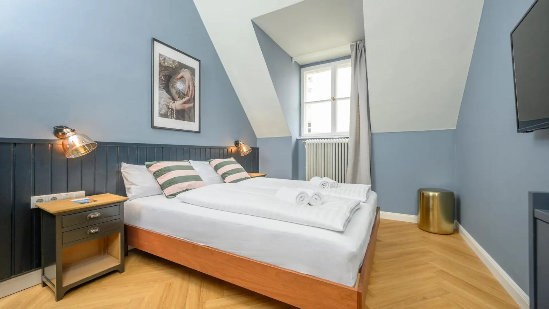 Apartment Palais Palffy Suits Vienna